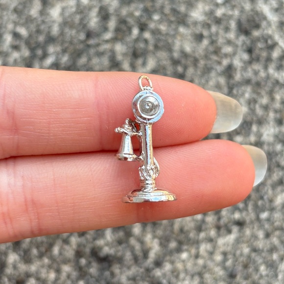Vintage Sterling Candlestick Telephone Charm / Pendant - Picture 4 of 6